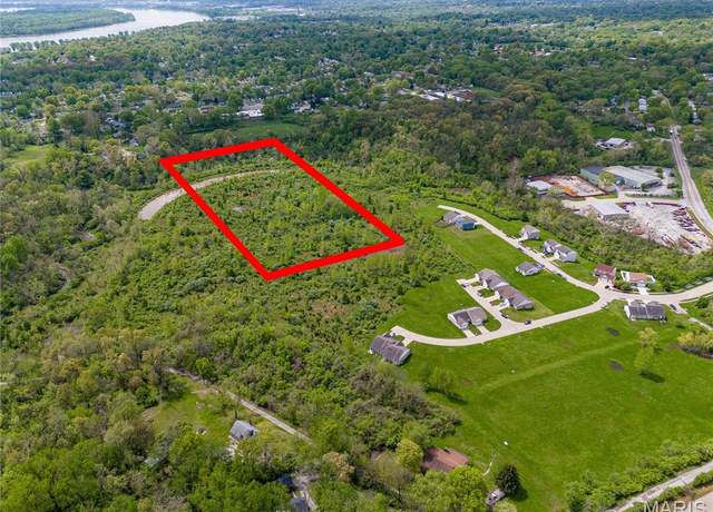 Property at 1098 Belgrove Dr, St Louis, MO 63137