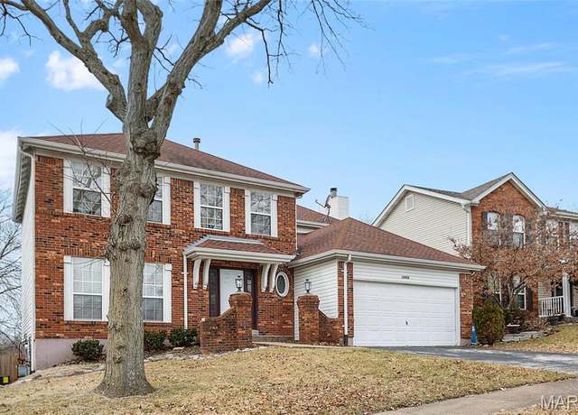 Property at 12833 Polo Parc Dr, St Louis, MO 63146, 4 beds, 3.5 baths