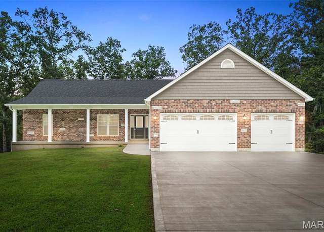 Property at 290 Shumard Oak Dr, Troy, MO 63379, 4 beds, 3 baths