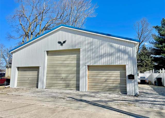 Property at 620 N Chestnut St, Litchfield, IL 62056, 1 bed, 1 bath