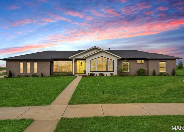 Property at 1547 Frost Lndg, Columbia, IL 62236, 5 beds, 4.5 baths