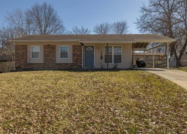 Property at 824 Sommerset Dr, Troy, MO 63379, 3 beds, 1 bath