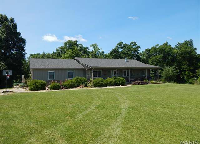 Property at 6230 Cuivre Ford Rd, Troy, MO 63379, 3 beds, 2 baths