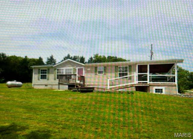 Property at 9220 W Red Oak Rd, Rosebud, MO 63091, 3 beds, 2 baths