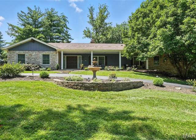 Property at 10648 Charlamar Ln, Sunset Hills, MO 63128, 5 beds, 4 baths