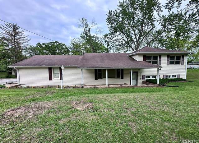 Property at 422 Parklane Dr, St Clair, MO 63077, 3 beds, 2 baths