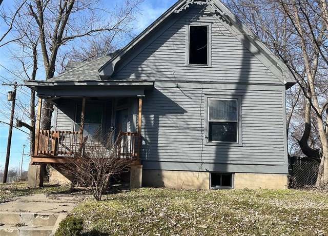 Property at 547 S Pacific St, Cape Girardeau, MO 63703, 3 beds, 2 baths