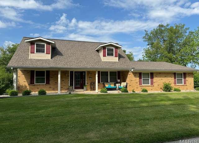Property at 1651 Christy Dr, St Charles, MO 63303, 4 beds, 3 baths