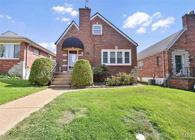Property at 5660 Potomac St, St Louis, MO 63139, 4 beds, 3 baths