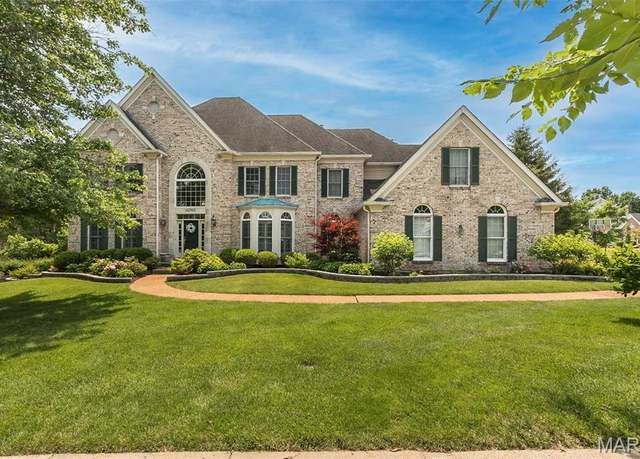 Property at 14760 Brook Hill Dr, Chesterfield, MO 63017, 5 beds, 5 baths