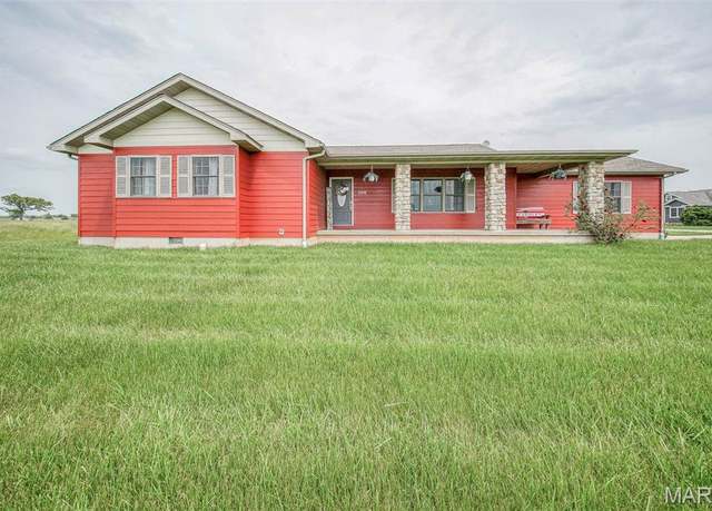 Property at 206 Chestnut Dr, Licking, MO 65542, 3 beds, 2 baths