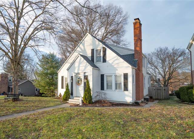 Property at 2022 Thilenius St, Cape Girardeau, MO 63701, 4 beds, 2 baths