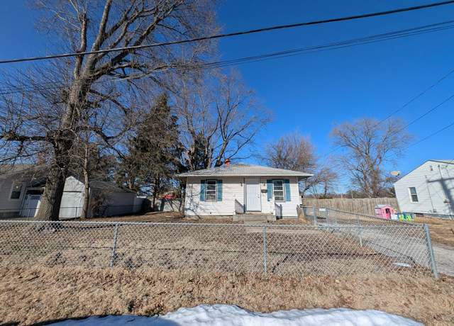 Property at 701 Victory Dr, Collinsville, IL 62234, 2 beds, 1 bath