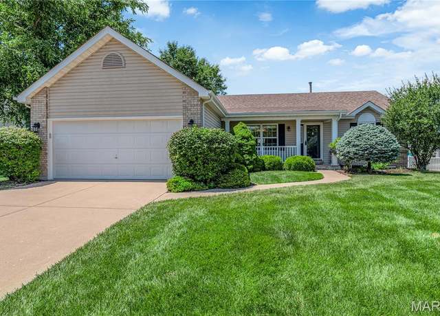 Property at 1249 Yorktown Dr, St Charles, MO 63303, 3 beds, 2 baths
