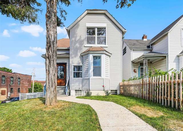 Property at 5123 Wicklow Pl, St Louis, MO 63111, 3 beds, 2 baths