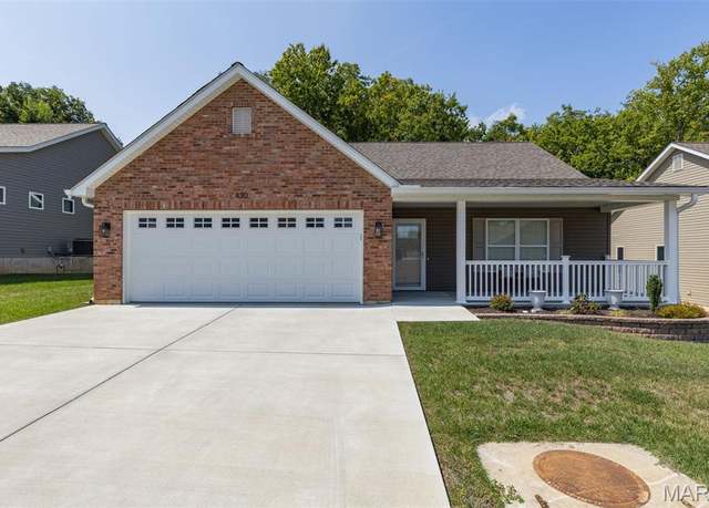 Property at 430 Butterfield Dr, Farmington, MO 63640, 2 beds, 2 baths
