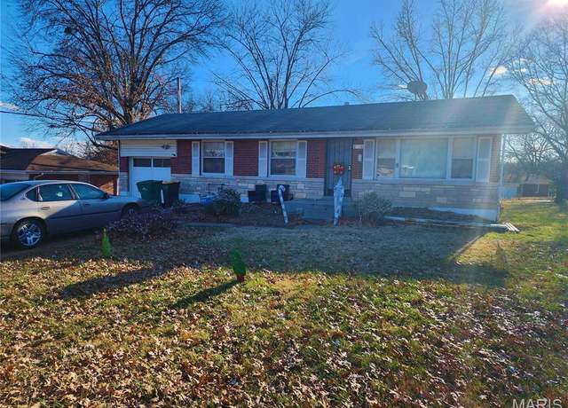 Property at 1226 Blodgett Dr, St Louis, MO 63137, 3 beds, 1.5 baths