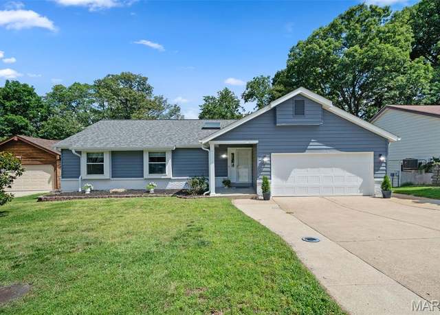 Property at 86 Majestic Ct, Fenton, MO 63026, 4 beds, 2.5 baths