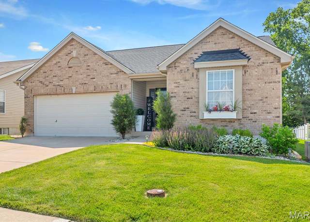 Property at 256 Spring Borough Circle Dr, O'fallon, MO 63368, 3 beds, 2 baths