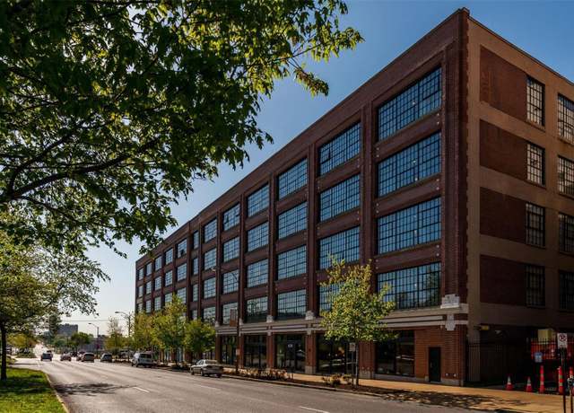 Property at 4100 Forest Park Ave #522, St Louis, MO 63108, 1 bed, 1.5 baths