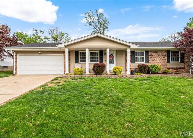 Property at 618 Watkins Glen Dr, St Charles, MO 63304, 3 beds, 2.5 baths
