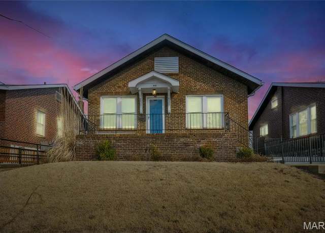 Property at 4131 Miami St, St Louis, MO 63116, 2 beds, 1 bath