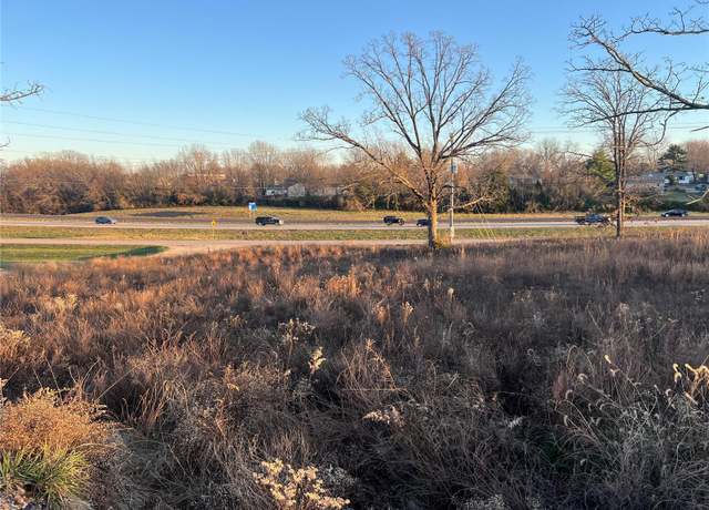Property at 8943 N Service Rd, Bourbon, MO 65441