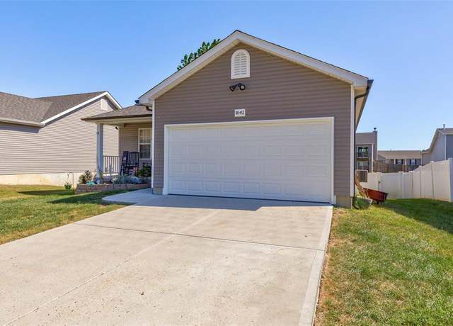 Photo of 1842 Waters Edge Way, Pevely, MO 63070