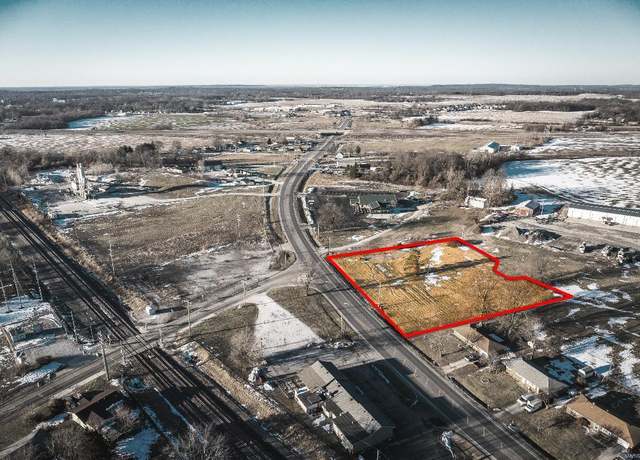 Property at 7200 Montclair Ave, Godfrey, IL 62035