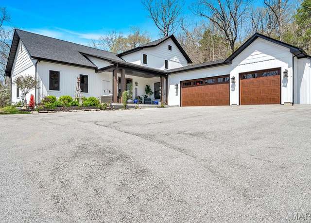 Property at 2509 Prairie Hollow Rd, Imperial, MO 63052, 4 beds, 2.5 baths
