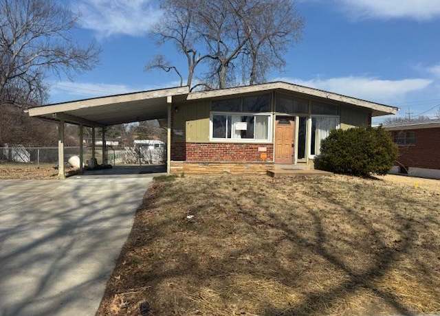 Property at 1347 Kappel Dr, St Louis, MO 63135, 3 beds, 1 bath