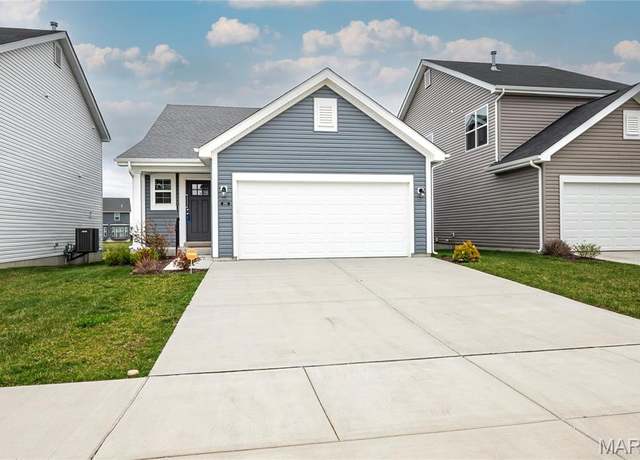 Property at 295 Crestfield Ct, St Charles, MO 63301, 2 beds, 2 baths