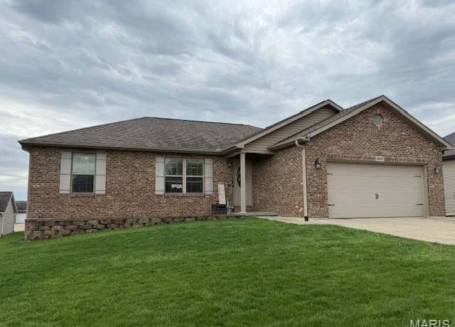Property at 1607 Enterprise Ct, Jackson, MO 63755, 3 beds, 2 baths