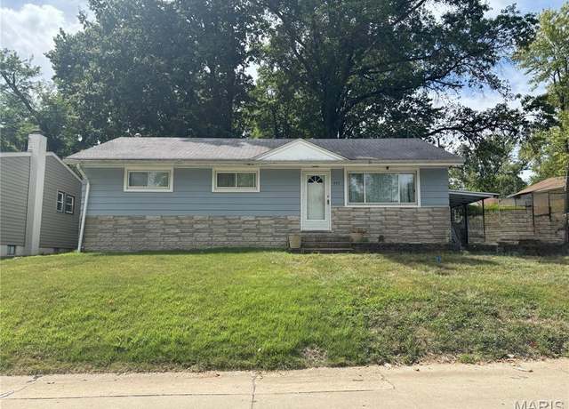 Property at 801 Elsworth Pl, Ferguson, MO 63135, 3 beds, 1 bath