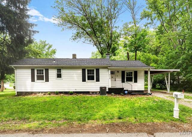Property at 715 Garden Blvd, Belleville, IL 62220, 3 beds, 1 bath
