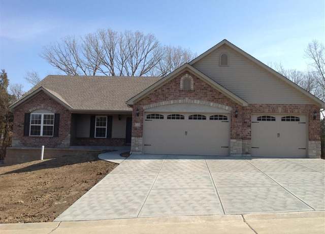 Property at 1605 Sugar Creek Dr, Festus, MO 63028, 3 beds, 2 baths