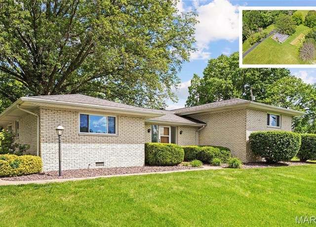 Property at 7432 N Illinois St, Caseyville, IL 62232, 3 beds, 3 baths