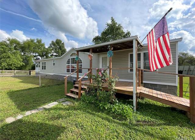 Property at 5942 State Highway 77, Benton, MO 63736, 3 beds, 2 baths