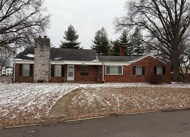 Property at 1608 Muriel Dr, St Louis, MO 63138, 2 beds, 1 bath
