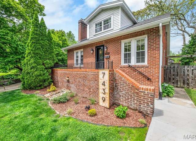 Property at 7439 Wellington Ave, University City, MO 63130, 4 beds, 2 baths