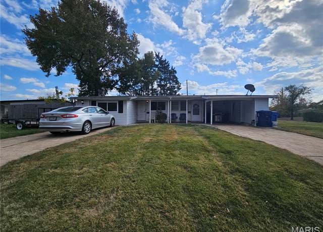 Property at 720 Southwell Ln, Florissant, MO 63031