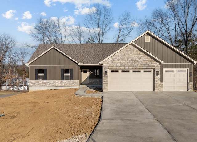 Property at 430 Shady Trail Dr, Troy, MO 63379, 3 beds, 2 baths