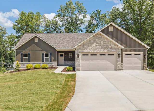 Property at 430 Shady Trail Dr, Troy, MO 63379, 3 beds, 2 baths