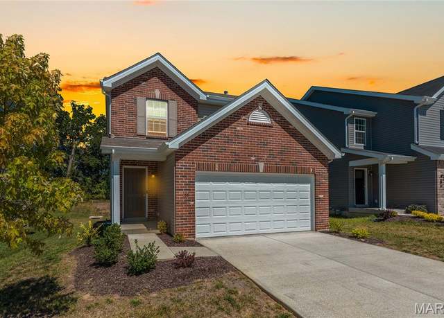 Property at 155 Day Lily Ln, Wentzville, MO 63385, 2 beds, 2.5 baths