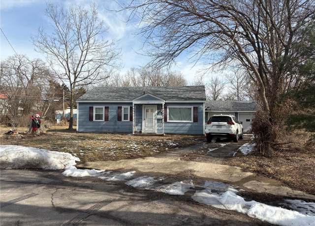 Property at 10 Stephendale Ct, Rolla, MO 65401, 4 beds, 1 bath
