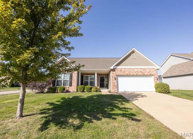 Property at 801 Hawkridge, Belleville, IL 62221, 3 beds, 3 baths