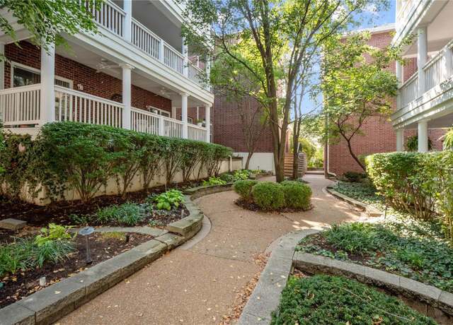 Property at 505 North And South Rd Unit 3C, University City, MO 63130, 3 beds, 2.5 baths