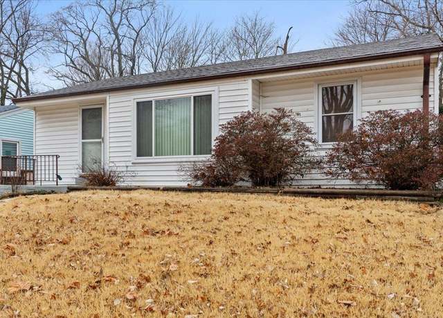 Property at 135 Chateau Dr, Florissant, MO 63031, 2 beds, 1 bath