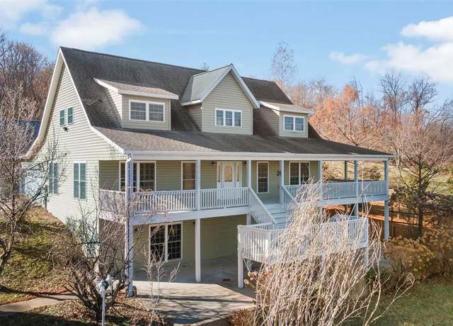 Property at 250 Brandy Ln, Cape Girardeau, MO 63701, 5 beds, 4 baths