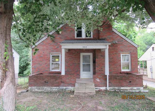 Property at 2412 Wallis Ave, St Louis, MO 63114, 3 beds, 1.5 baths